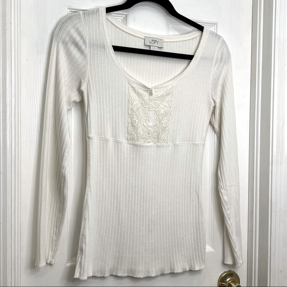 Ann Taylor Loft Small Cream Long Sleeve